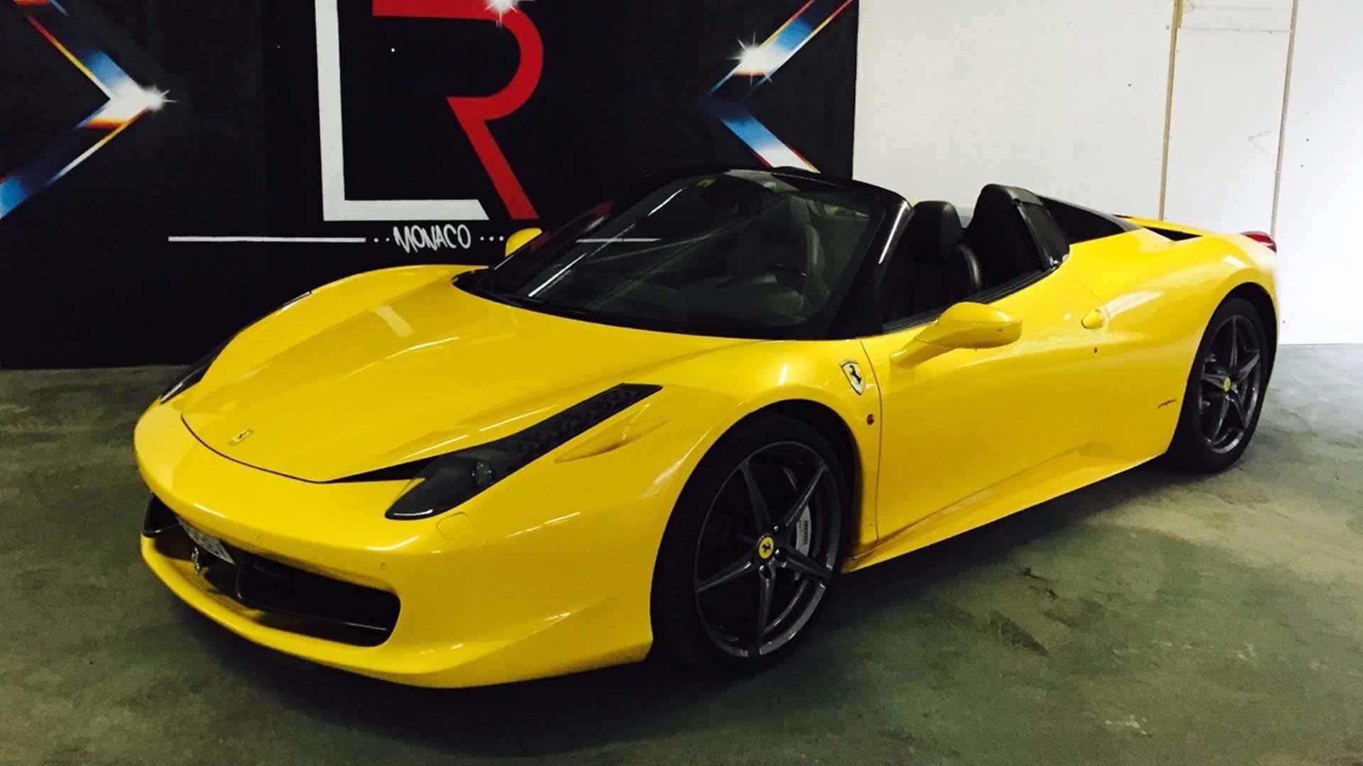 Rent-Ferrari