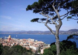 rent a luxury car in saint tropez