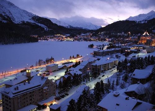 location-voiture-luxe-saint-moritz