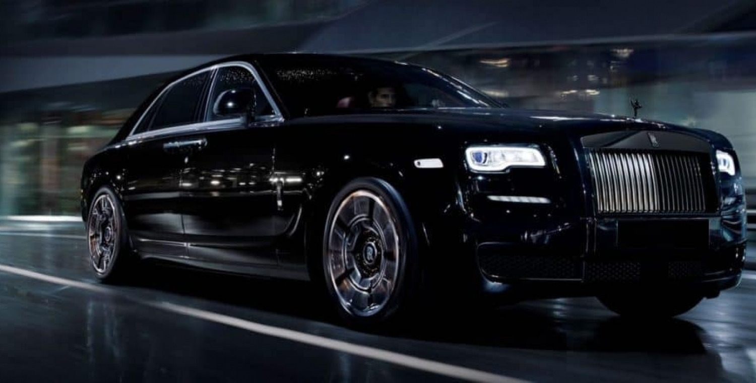 Hire a Rolls Royce Phantom, rent a spacious car LR MC