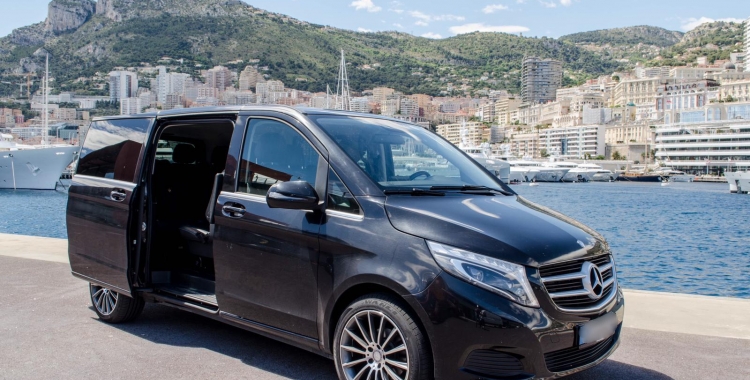 Rent Minivan Mercedes Nice, Rent Minibus Monaco | LR MC