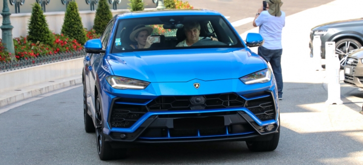 Rent Lamborghini Urus Luxury Suv